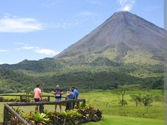 Bungalow Batsu La Fortuna Szoba fotó