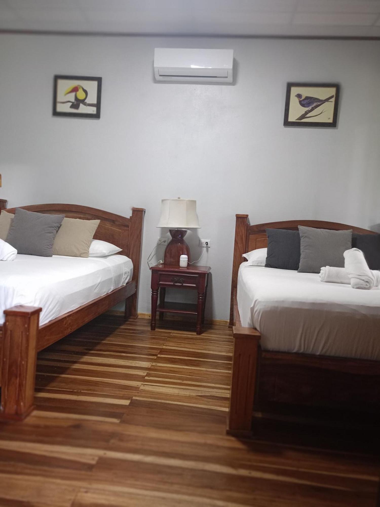 Bungalow Batsu La Fortuna Szoba fotó